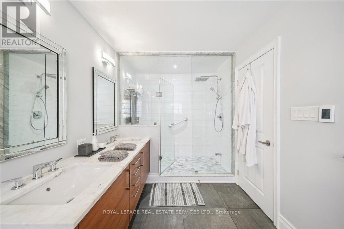 63 Edinburgh Drive, Brampton, Ontario  L6Y 6A6 - Photo 39 - W12935762