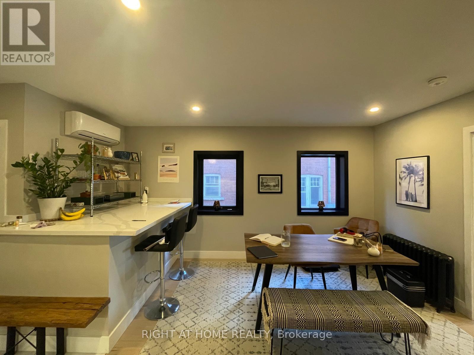 1 - 363 Parkside Drive, Toronto, Ontario  M6R 2Z5 - Photo 11 - W12935766