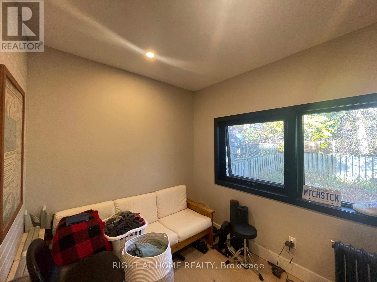 1 - 363 Parkside Drive, Toronto, Ontario  M6R 2Z5 - Photo 18 - W12935766