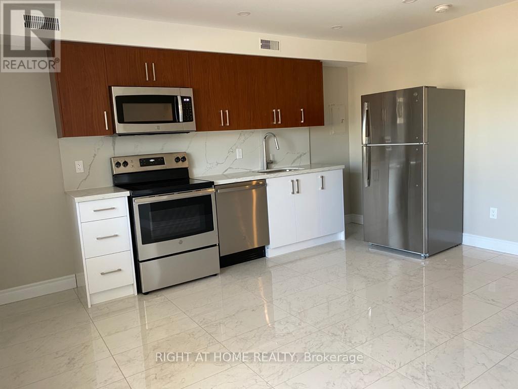 1 - 1543 Dupont Street, Toronto, Ontario  M6P 3S5 - Photo 2 - W12935776