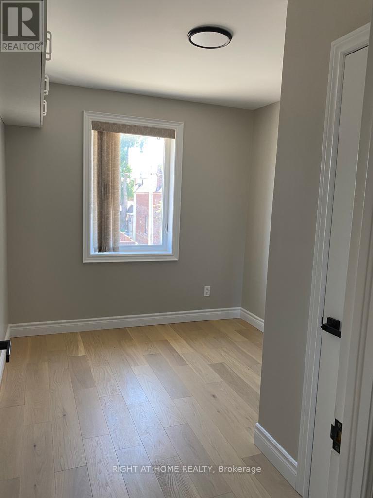 1 - 1543 Dupont Street, Toronto, Ontario  M6P 3S5 - Photo 6 - W12935776