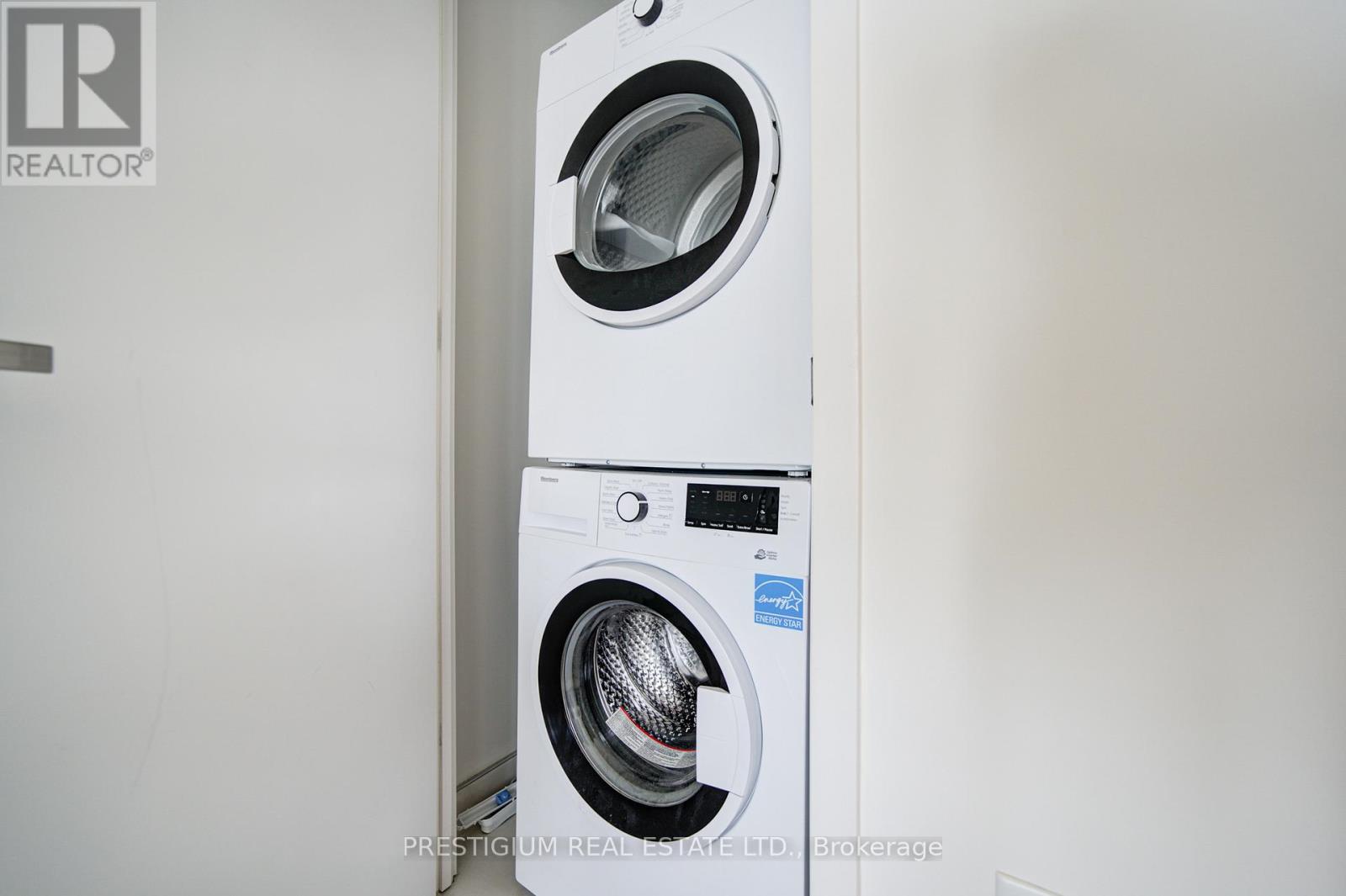 1808 - 3883 Quartz Road, Mississauga, Ontario  L5B 0M4 - Photo 10 - W12935802