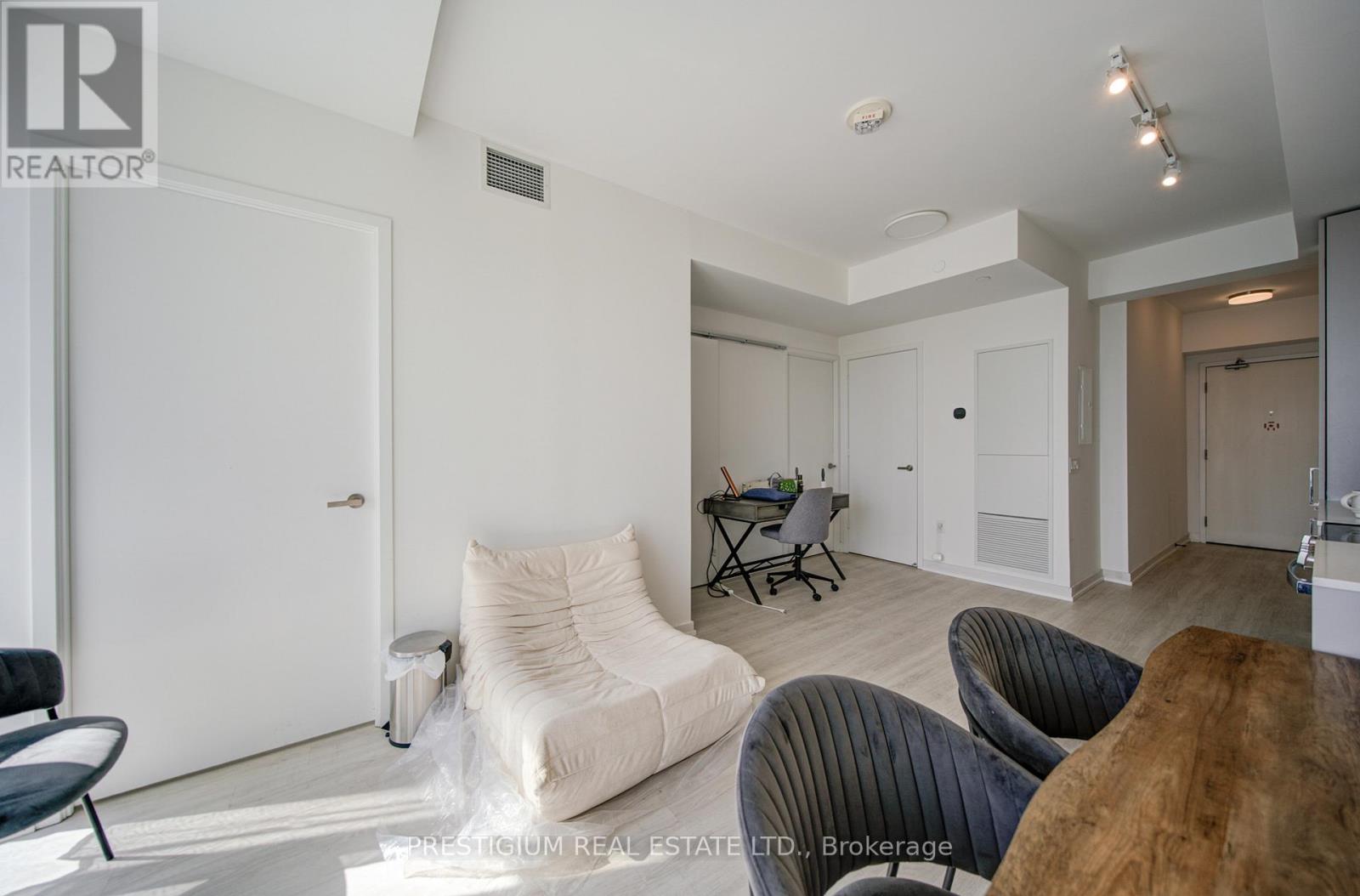 1808 - 3883 Quartz Road, Mississauga, Ontario  L5B 0M4 - Photo 44 - W12935802