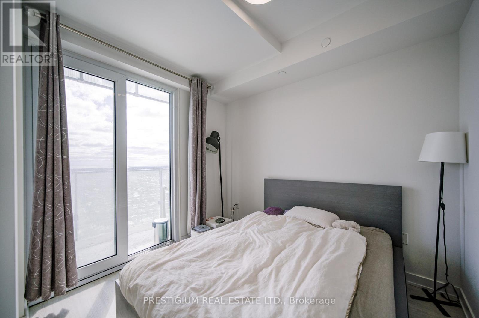 1808 - 3883 Quartz Road, Mississauga, Ontario  L5B 0M4 - Photo 8 - W12935802