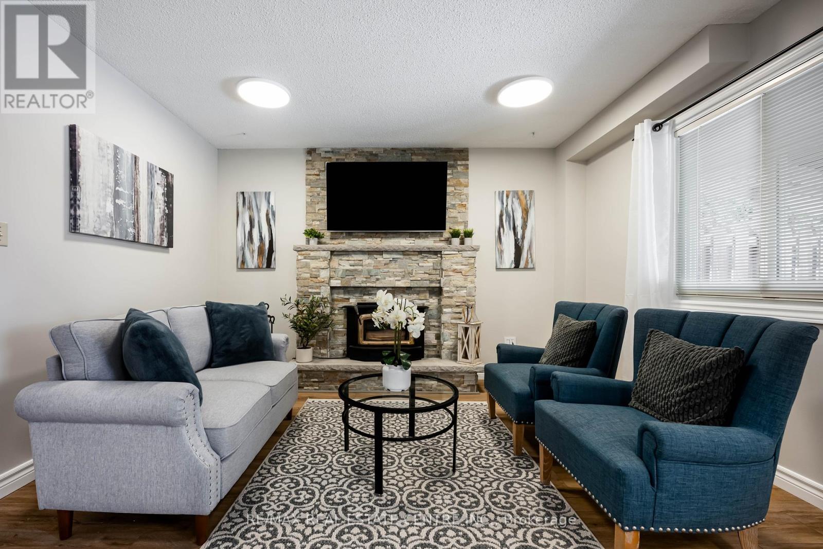 8 Passmore Avenue, Orangeville, Ontario  L9W 4E2 - Photo 12 - W12935918