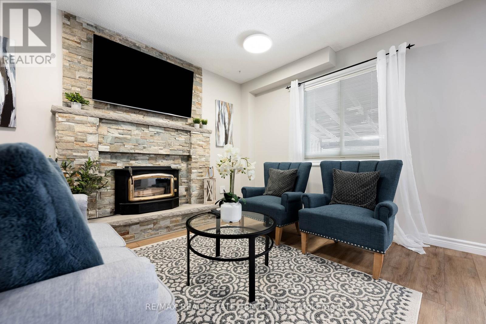 8 Passmore Avenue, Orangeville, Ontario  L9W 4E2 - Photo 13 - W12935918