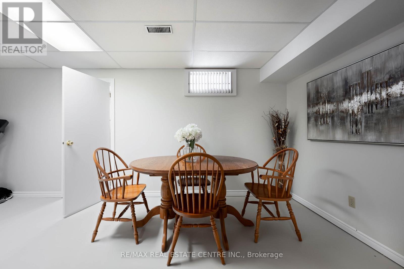 8 Passmore Avenue, Orangeville, Ontario  L9W 4E2 - Photo 34 - W12935918