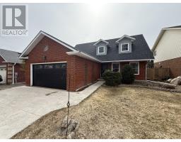8 PASSMORE AVENUE, Orangeville, Ontario