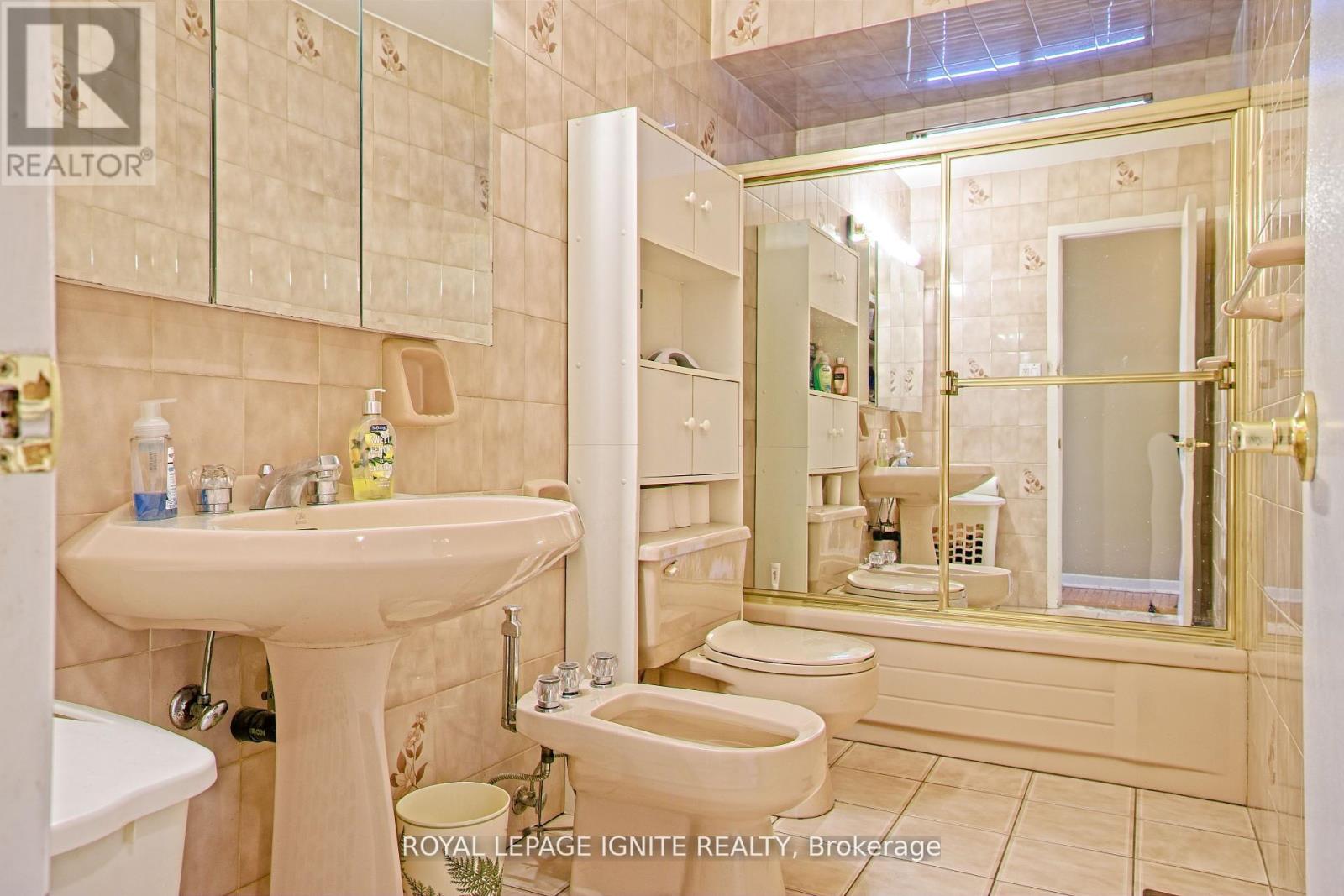 3350 Lehigh Crescent W, Mississauga, Ontario  L4T 1W8 - Photo 18 - W12935942