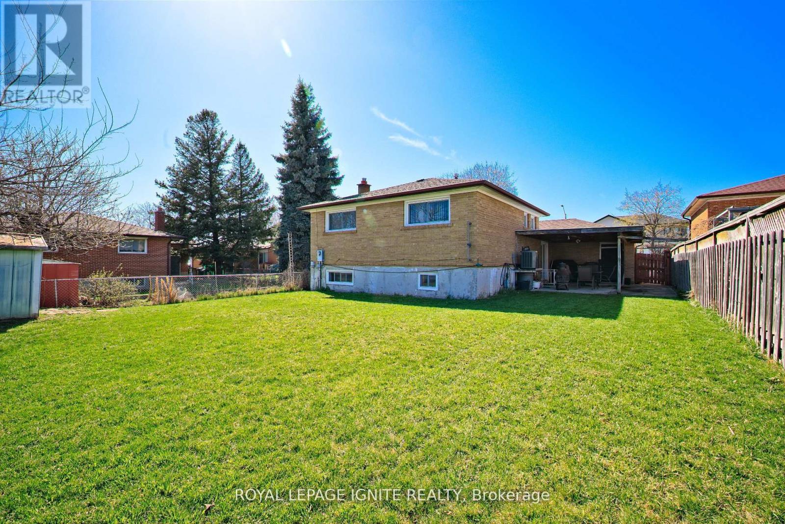 3350 Lehigh Crescent W, Mississauga, Ontario  L4T 1W8 - Photo 24 - W12935942