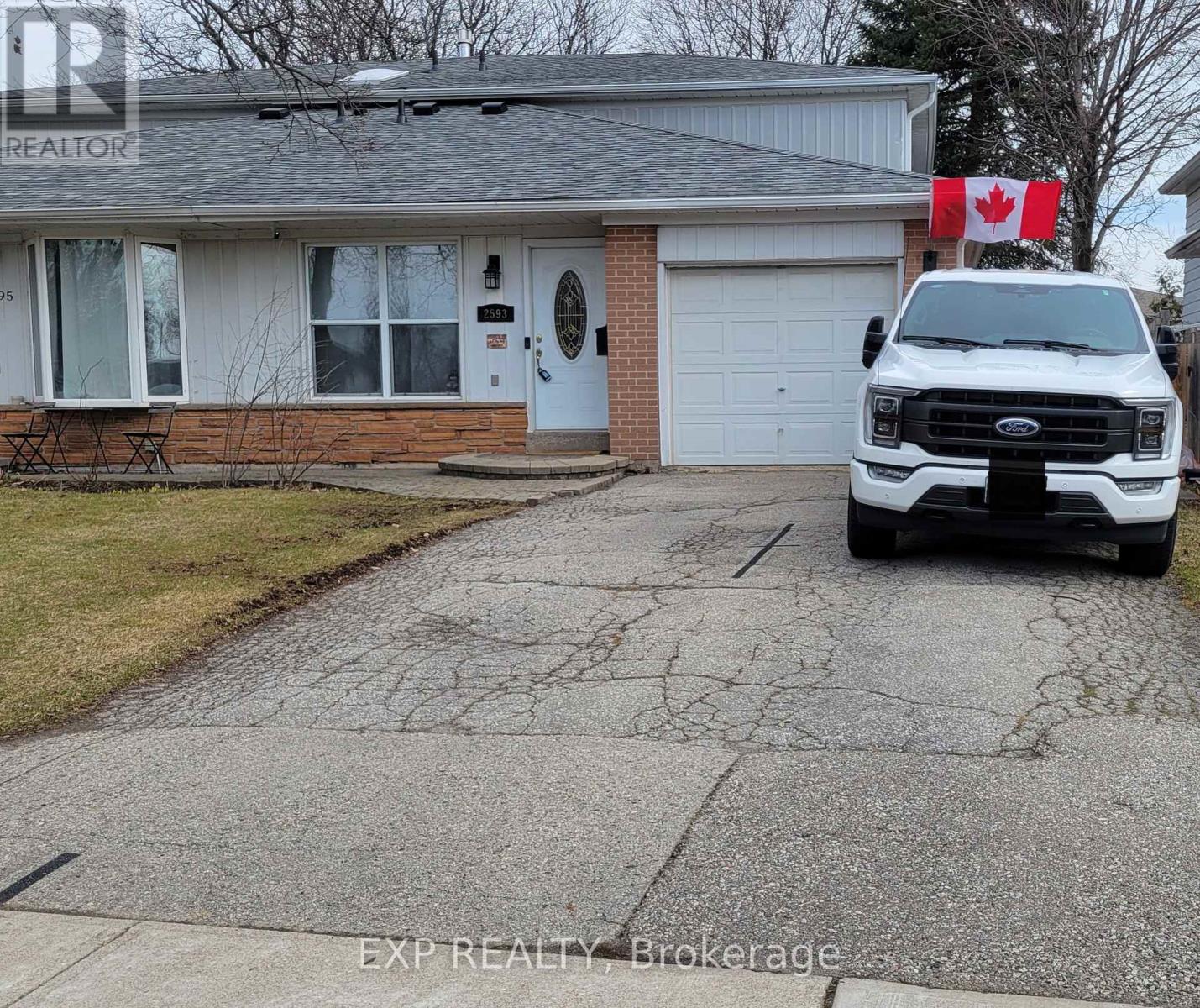 2593 Barcella Crescent, Mississauga, Ontario  L5K 1E5 - Photo 2 - W12935952