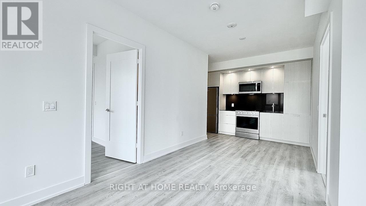 1606 - 60 Central Park Roadway, Toronto, Ontario  M9A 0E6 - Photo 13 - W12935954