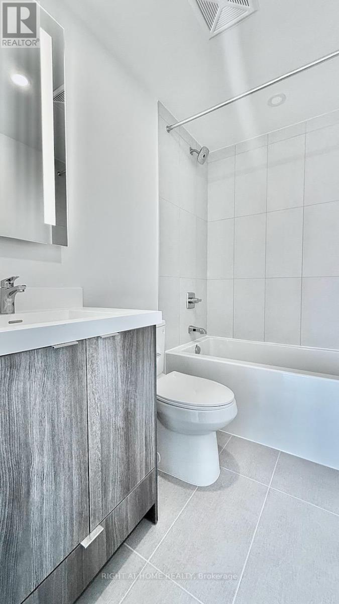 1606 - 60 Central Park Roadway, Toronto, Ontario  M9A 0E6 - Photo 22 - W12935954