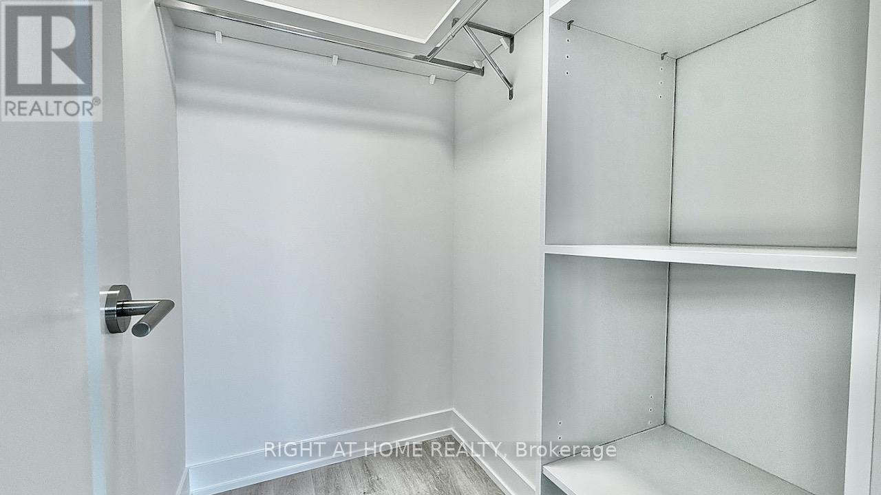 1606 - 60 Central Park Roadway, Toronto, Ontario  M9A 0E6 - Photo 24 - W12935954