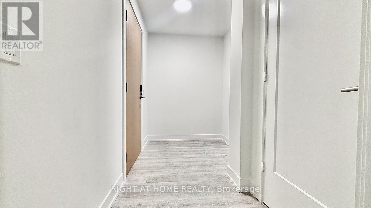 1606 - 60 Central Park Roadway, Toronto, Ontario  M9A 0E6 - Photo 39 - W12935954