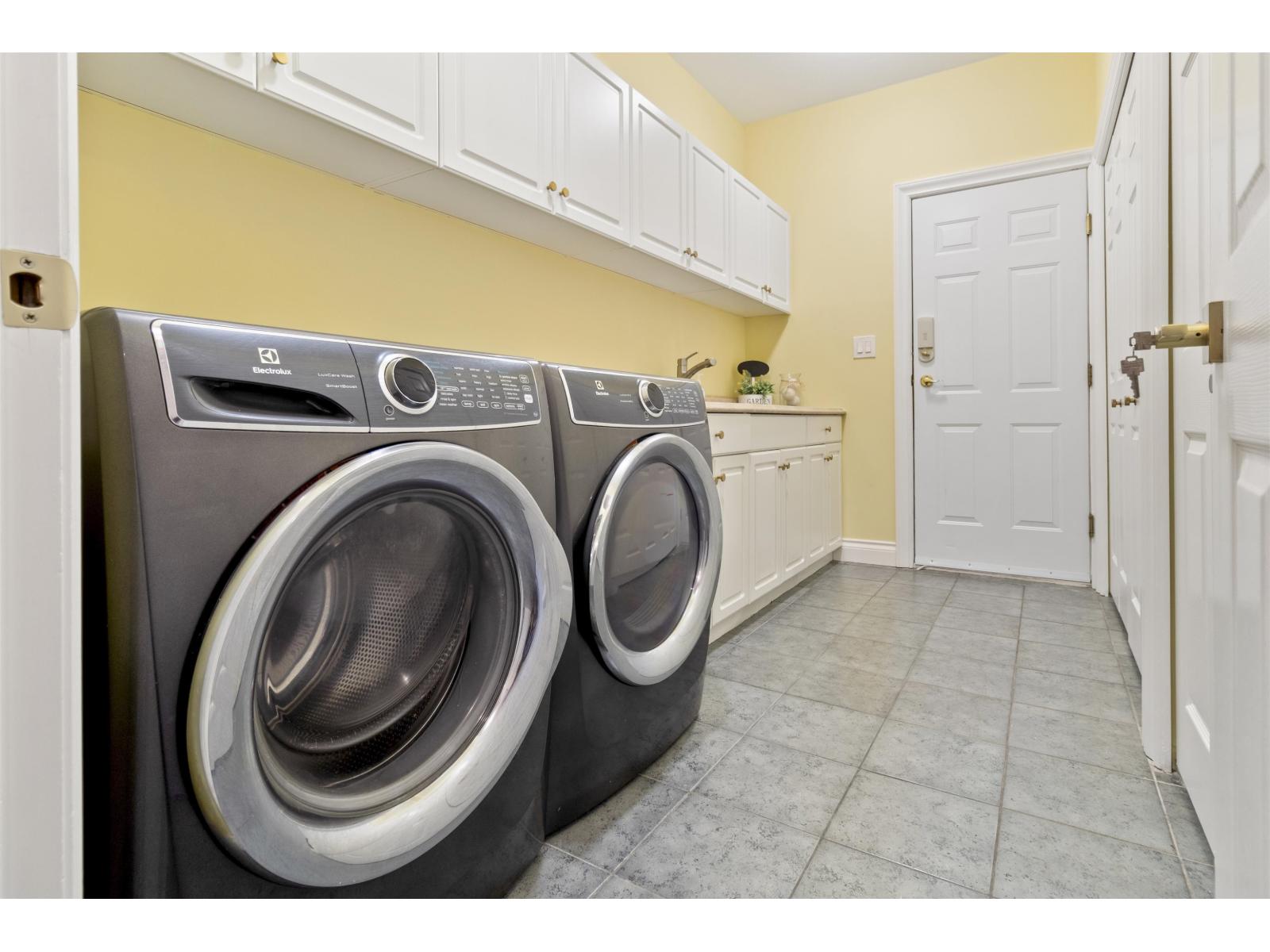 2570 138 Street, Surrey, British Columbia  V4P 2M1 - Photo 13 - R3104222