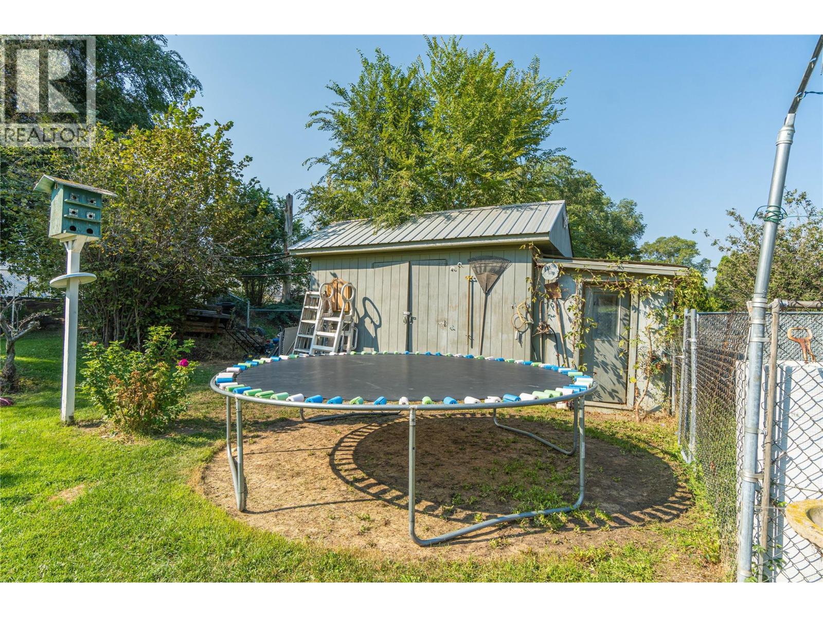 2215 Barbara Avenue, Kamloops, British Columbia  V2B 4J4 - Photo 52 - 10361839