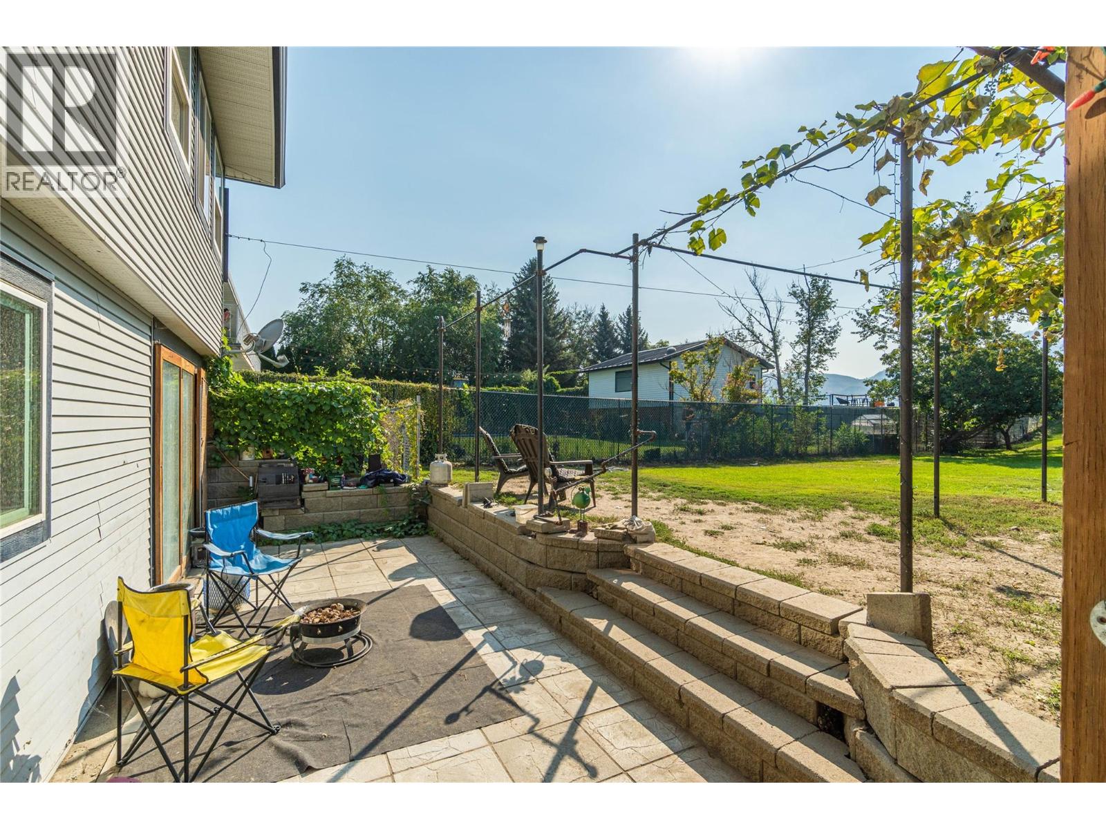 2215 Barbara Avenue, Kamloops, British Columbia  V2B 4J4 - Photo 48 - 10361839