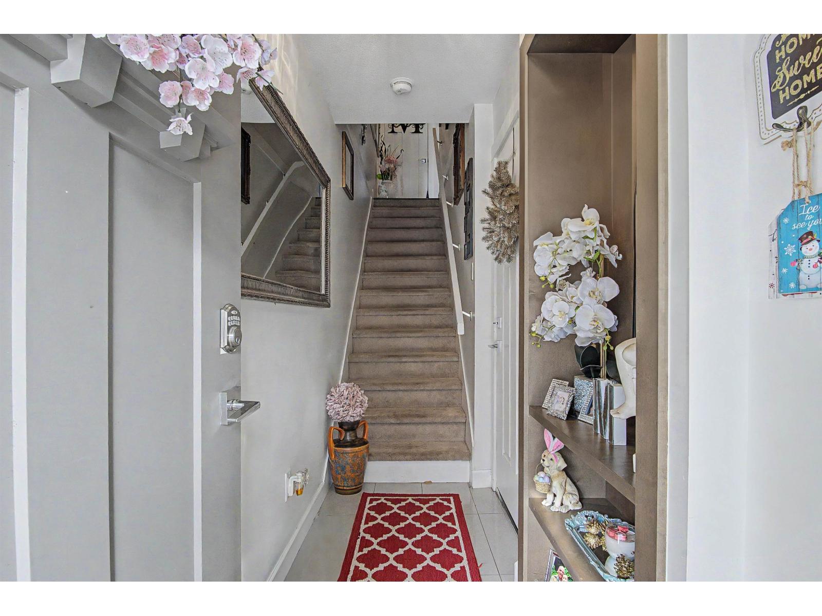 37 16127 87 Avenue, Surrey, British Columbia  V4N 1A8 - Photo 3 - R3102226