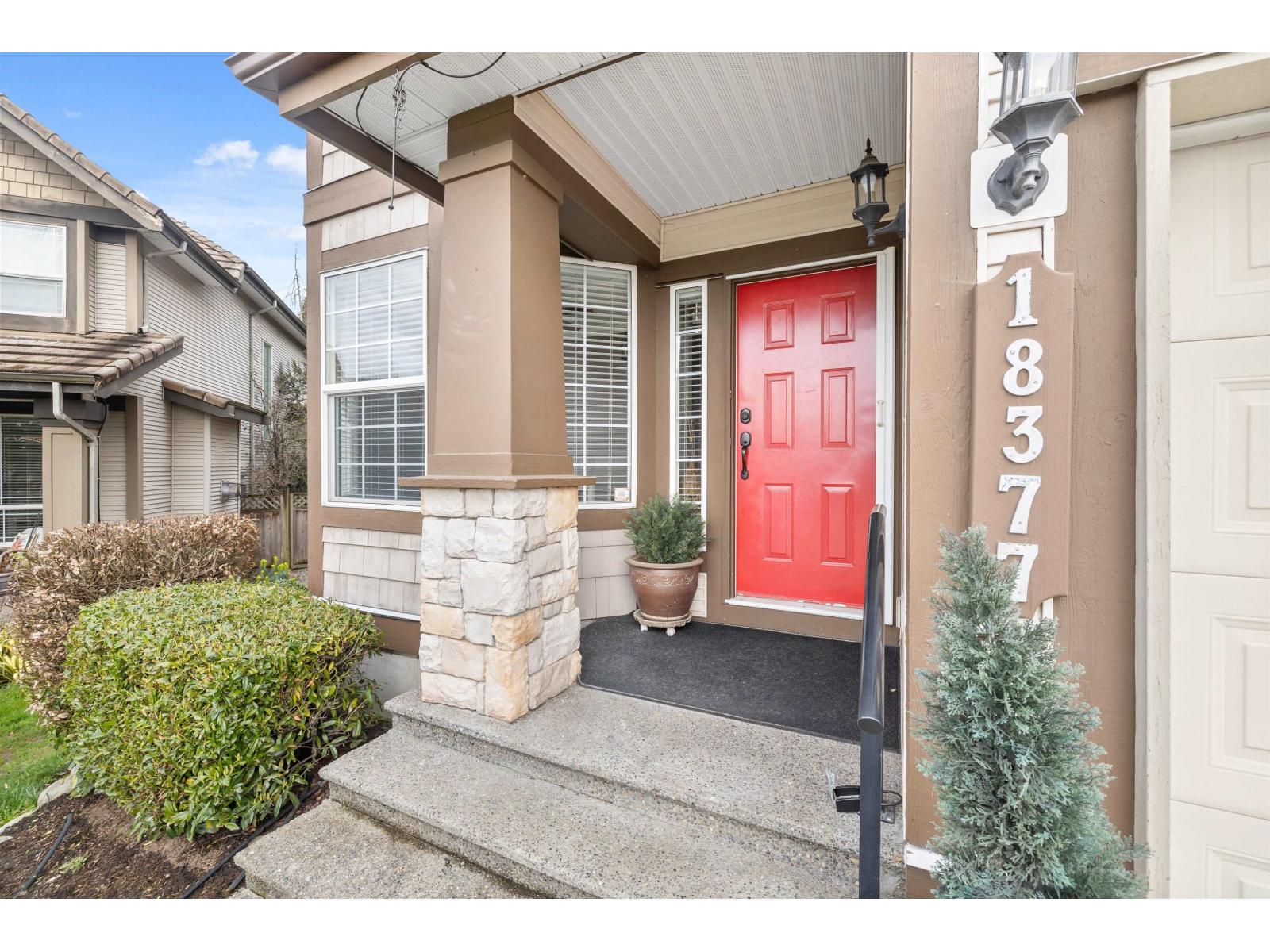 18377 66th Avenue, Surrey, British Columbia  V3S 9A1 - Photo 4 - R3104619