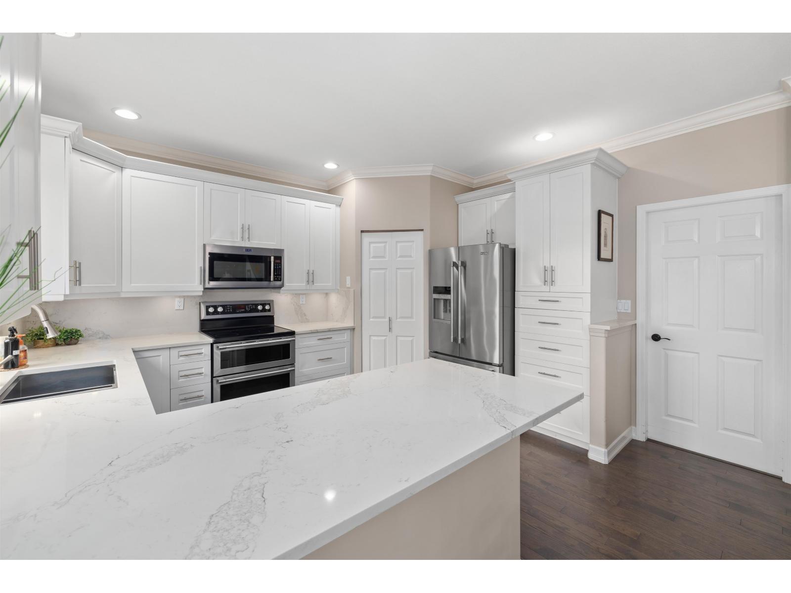 18377 66th Avenue, Surrey, British Columbia  V3S 9A1 - Photo 6 - R3104619