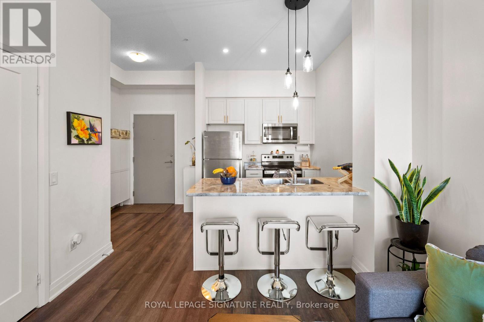 630 - 16 Concord Place, Grimsby, Ontario  L3M 0J1 - Photo 11 - X12935784