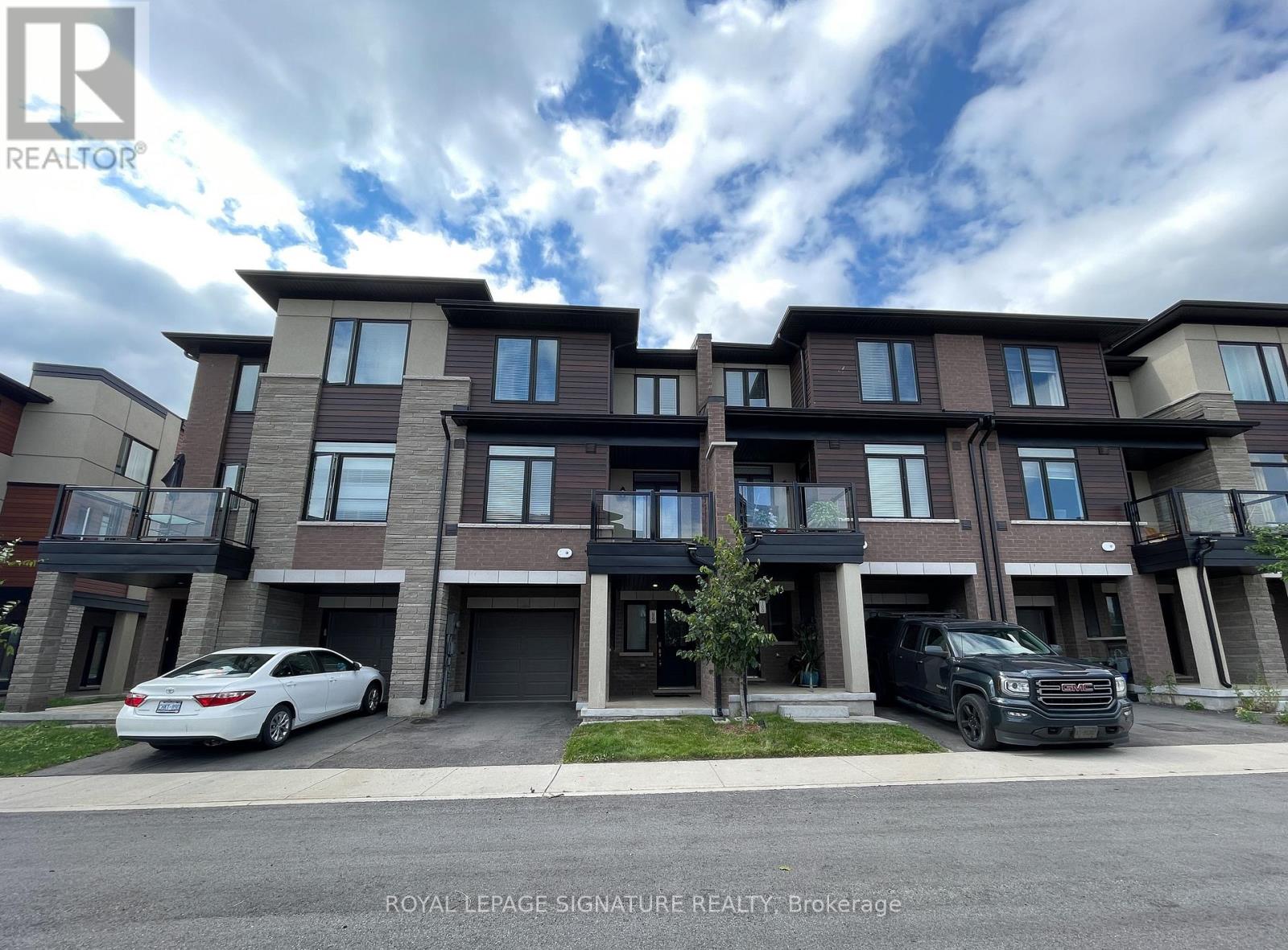 99 - 590 NORTH SERVICE ROAD E, Hamilton, Ontario