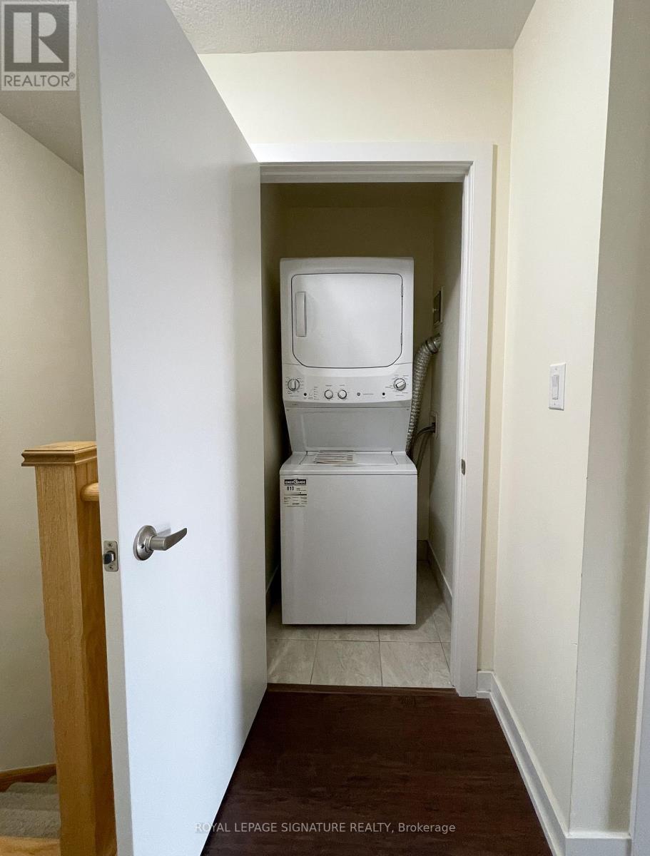 99 - 590 North Service Road E, Hamilton, Ontario  L8E 0K5 - Photo 11 - X12935800