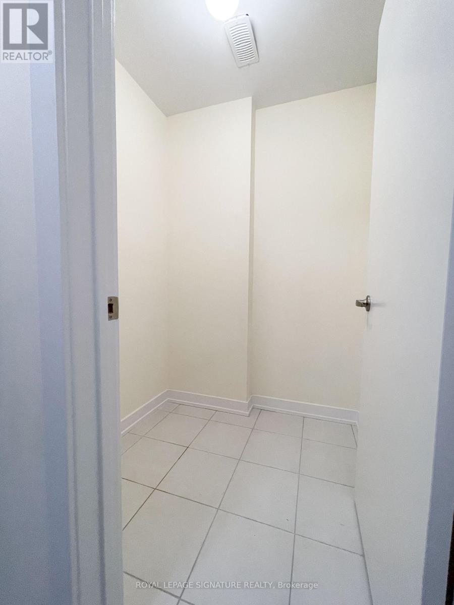 99 - 590 North Service Road E, Hamilton, Ontario  L8E 0K5 - Photo 5 - X12935800