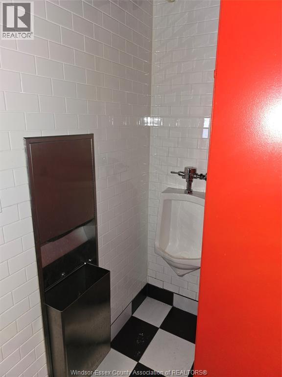 2240 Huron Church Road Unit# A, Windsor, Ontario N9C 2L7 - Photo 14 - 26006542
