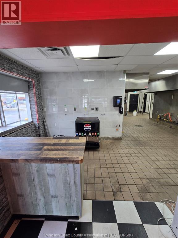 2240 Huron Church Road Unit# A, Windsor, Ontario N9C 2L7 - Photo 6 - 26006542