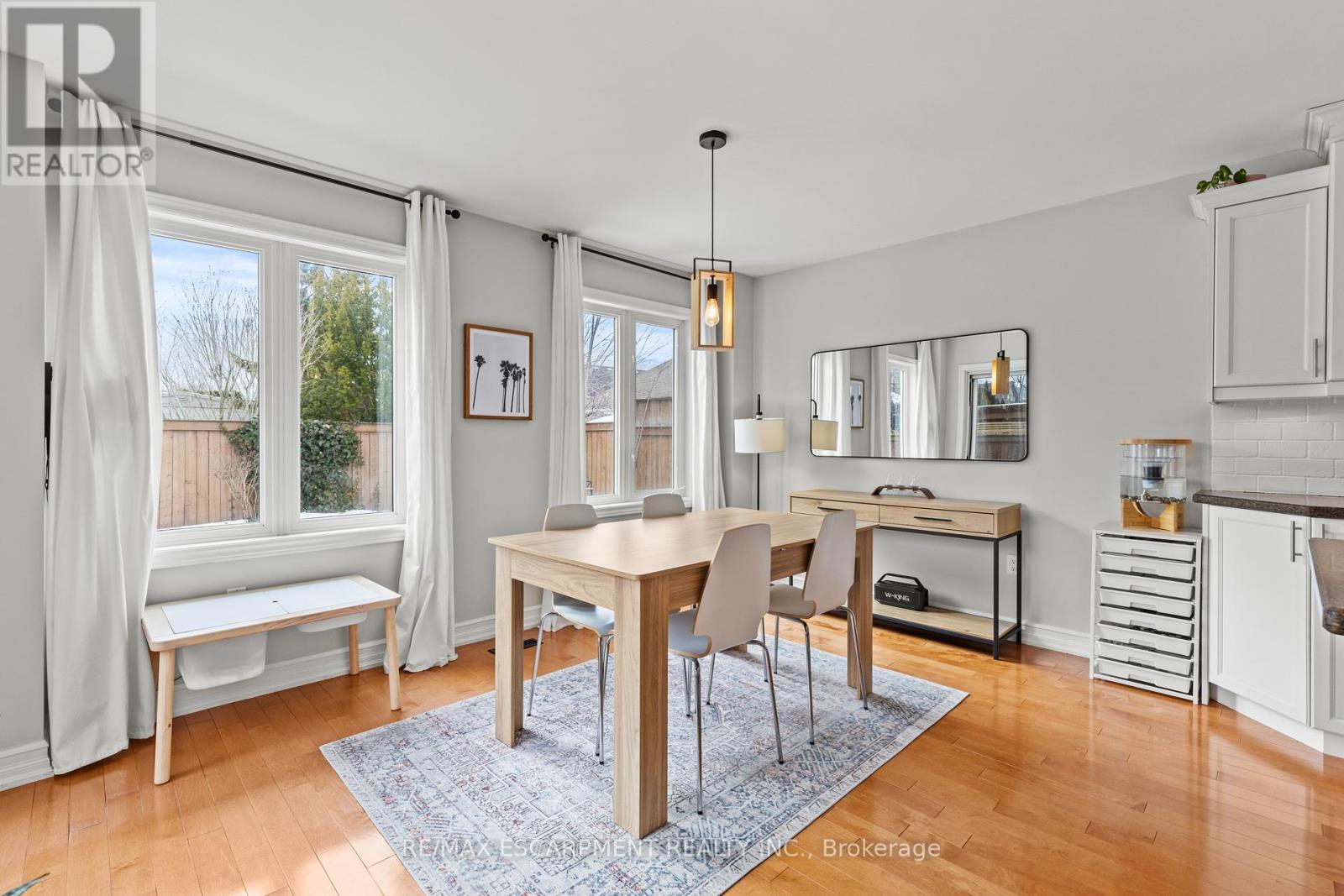 41 Griffith Drive, Grimsby, Ontario  L3M 5L2 - Photo 10 - X12935886