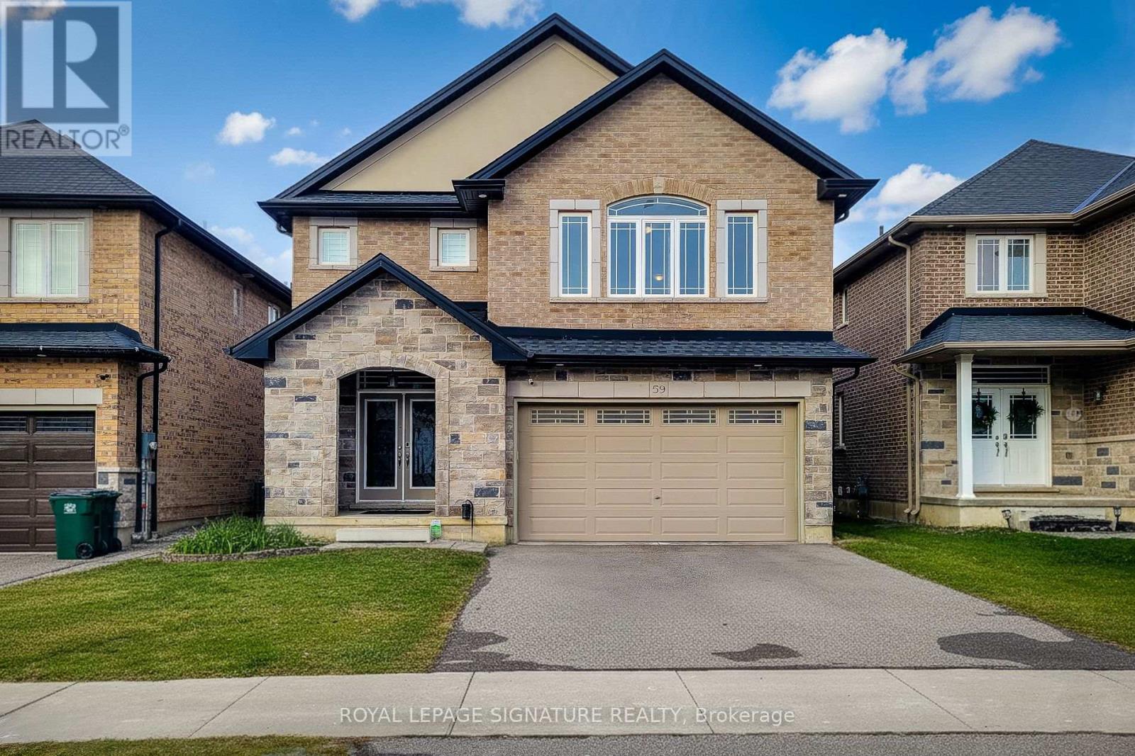 59 ROBERTSON ROAD, Hamilton, Ontario