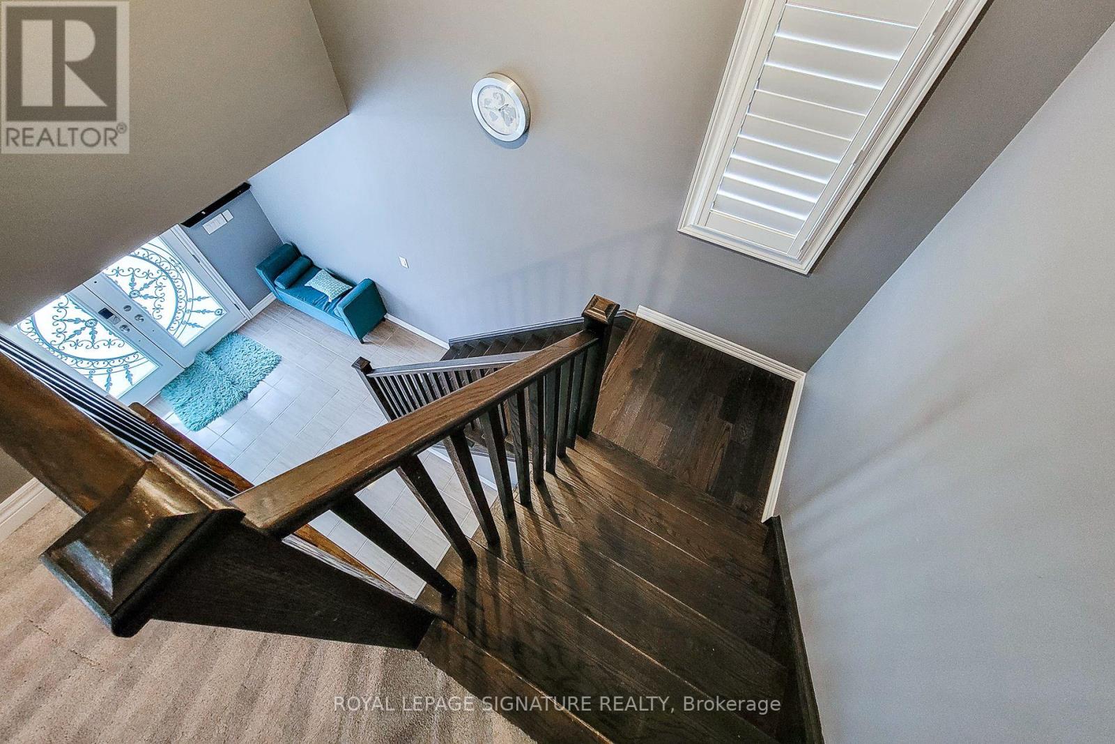 59 Robertson Road, Hamilton, Ontario  L9K 0H7 - Photo 4 - X12935894