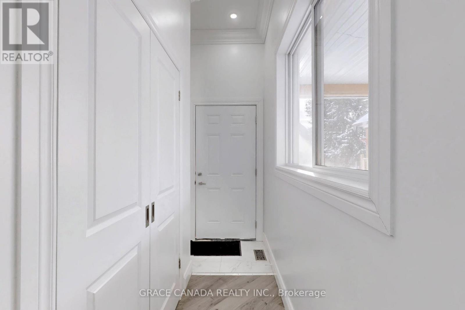 85 Albany Avenue, Hamilton, Ontario  L8H 2H4 - Photo 17 - X12935912