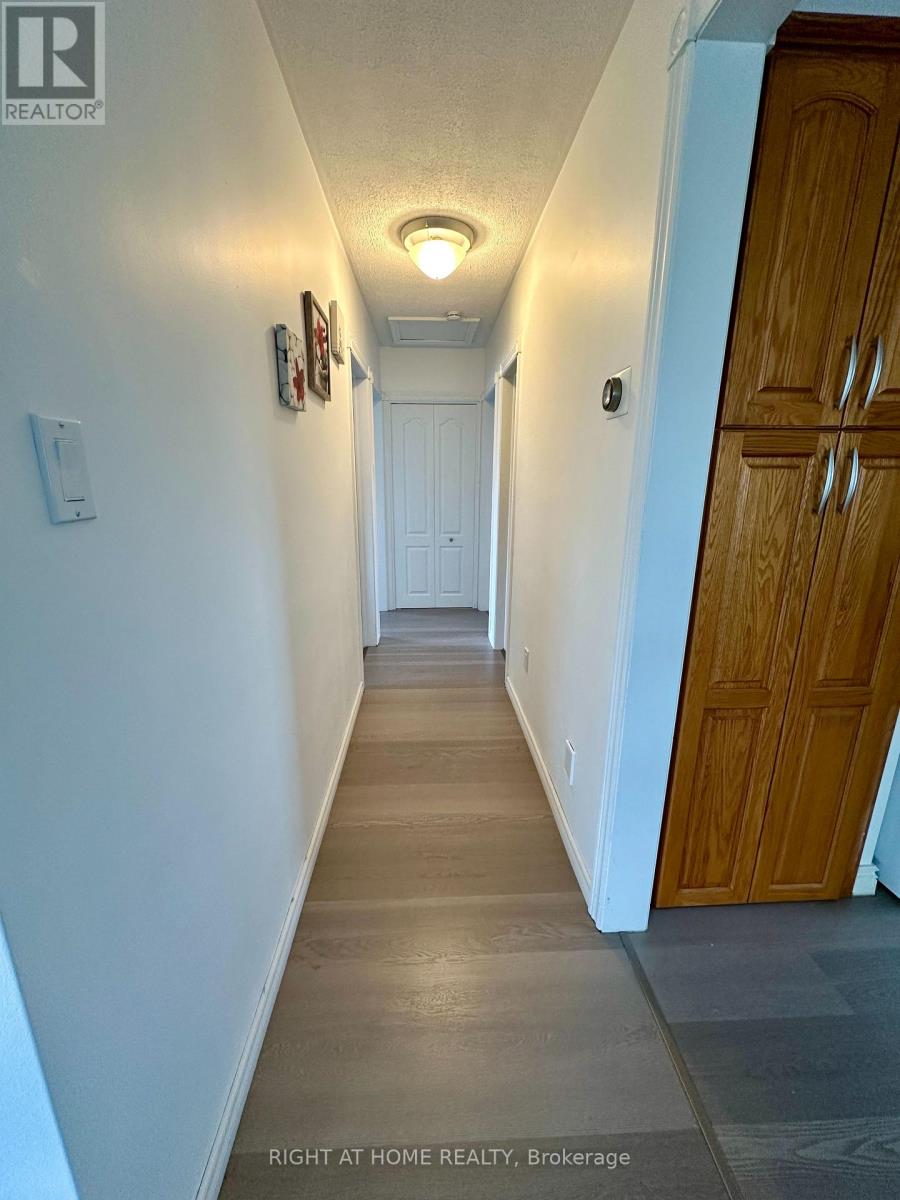 16 Rowanwood Avenue, Brant, Ontario  N3S 7B6 - Photo 11 - X12935932