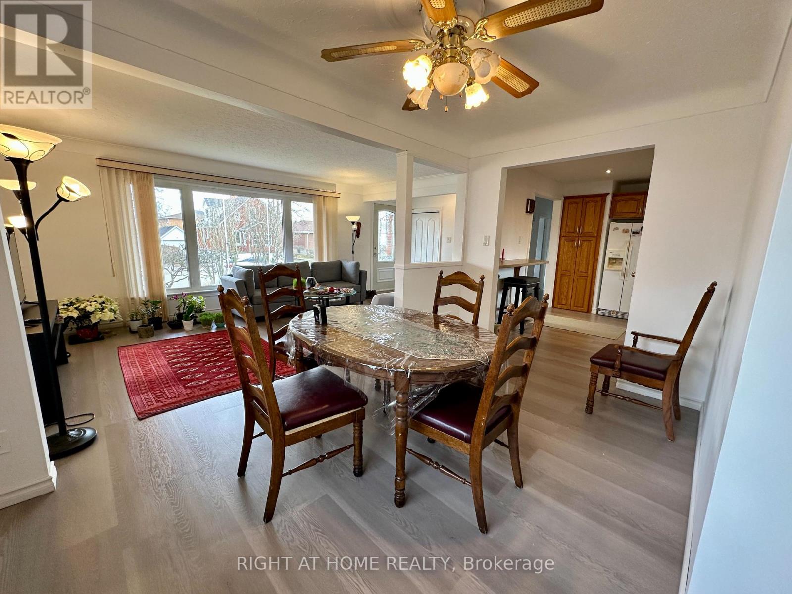 16 Rowanwood Avenue, Brant, Ontario  N3S 7B6 - Photo 8 - X12935932