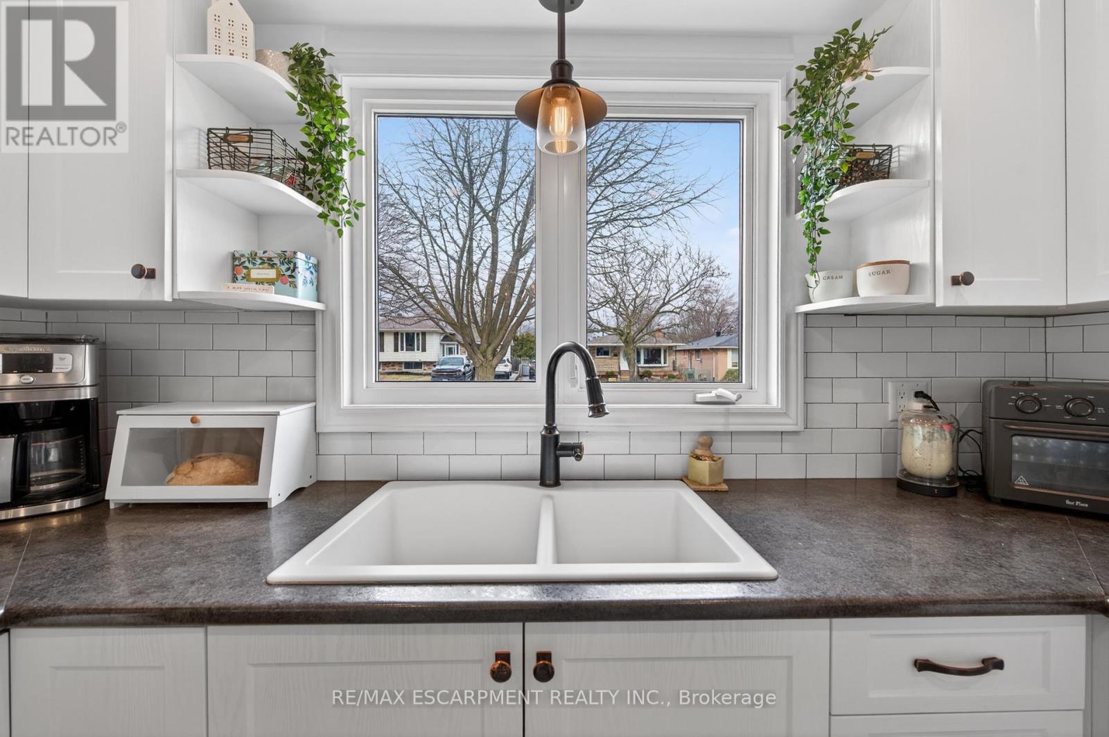 51 Elgar Avenue, Hamilton, Ontario  L9C 4E3 - Photo 10 - X12935940