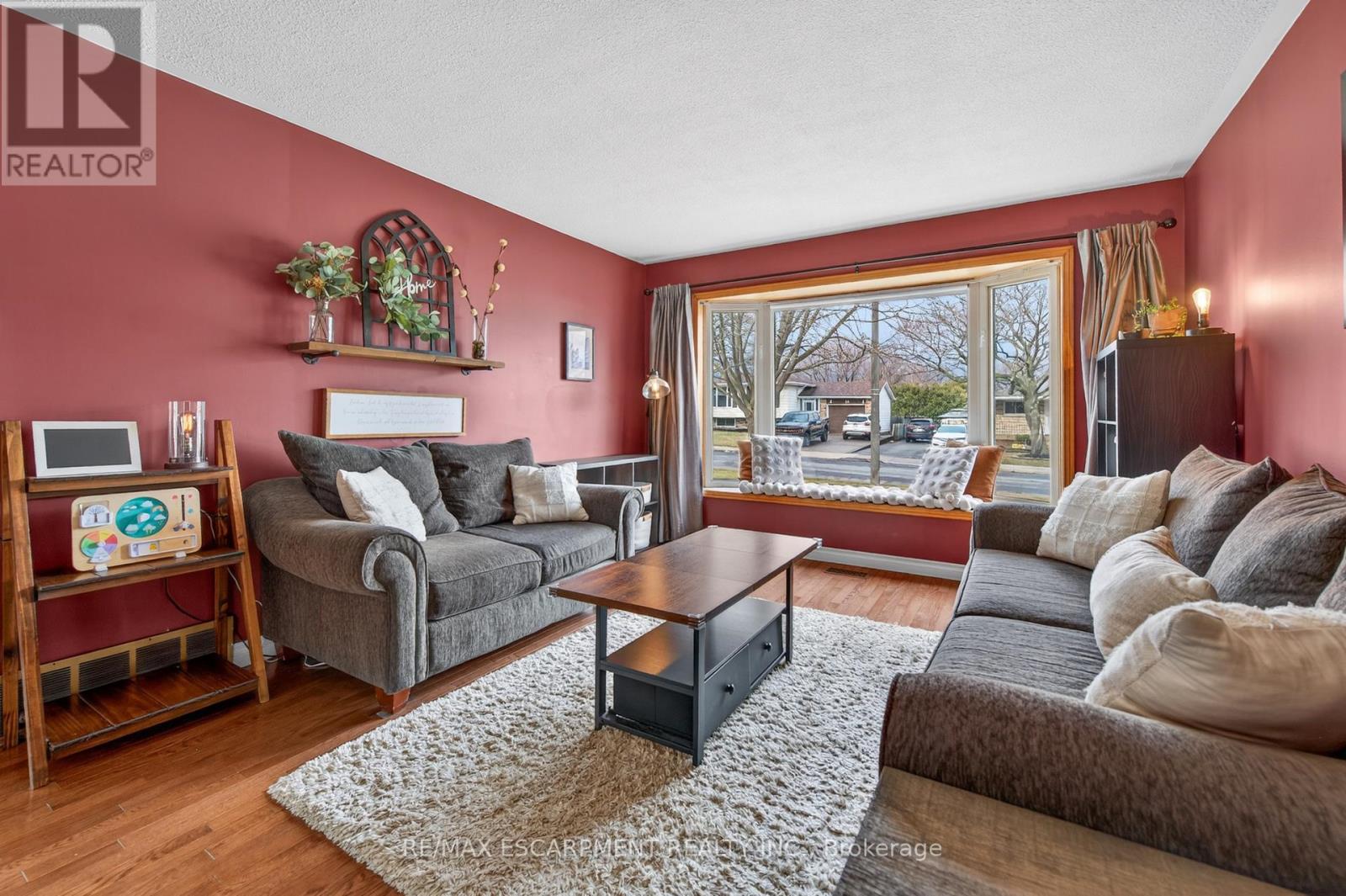 51 Elgar Avenue, Hamilton, Ontario  L9C 4E3 - Photo 16 - X12935940