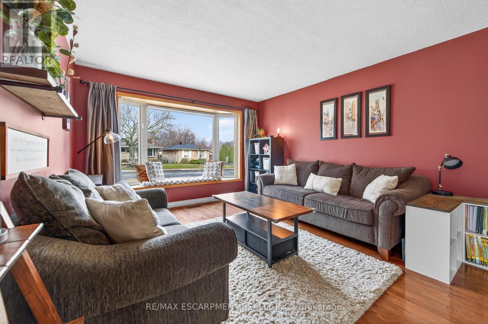 51 Elgar Avenue, Hamilton, Ontario  L9C 4E3 - Photo 17 - X12935940