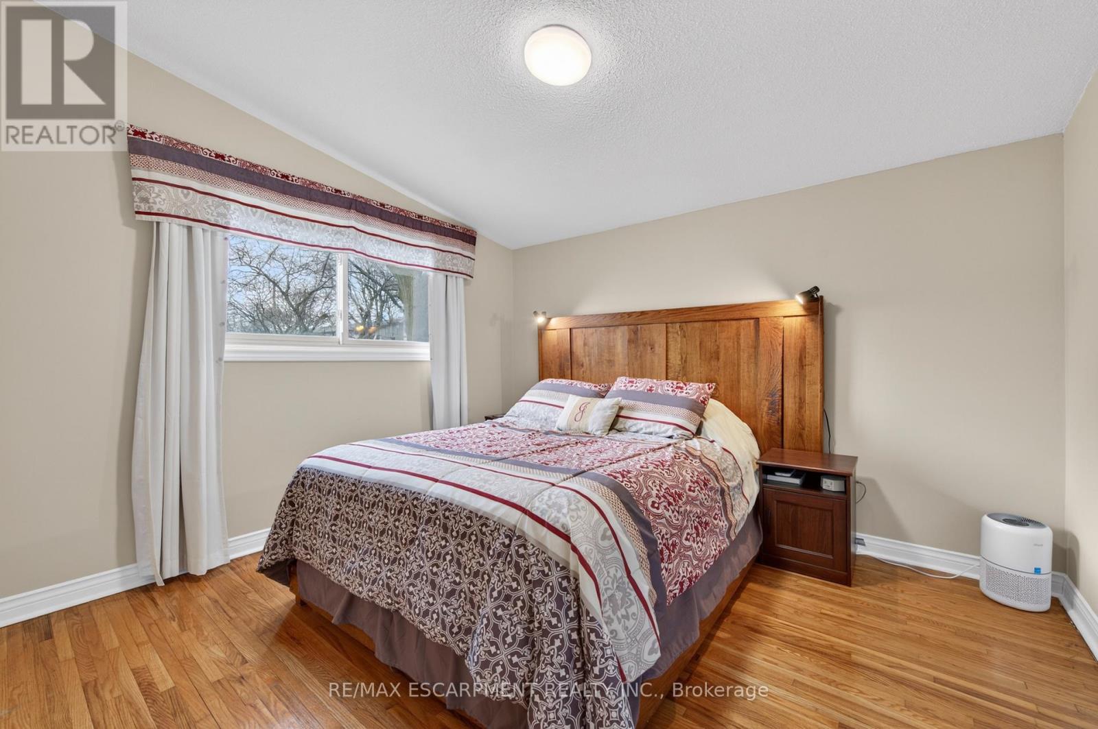 51 Elgar Avenue, Hamilton, Ontario  L9C 4E3 - Photo 20 - X12935940