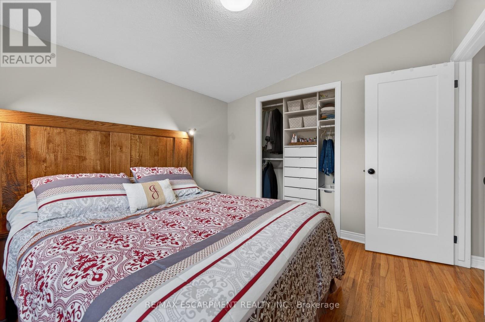 51 Elgar Avenue, Hamilton, Ontario  L9C 4E3 - Photo 21 - X12935940