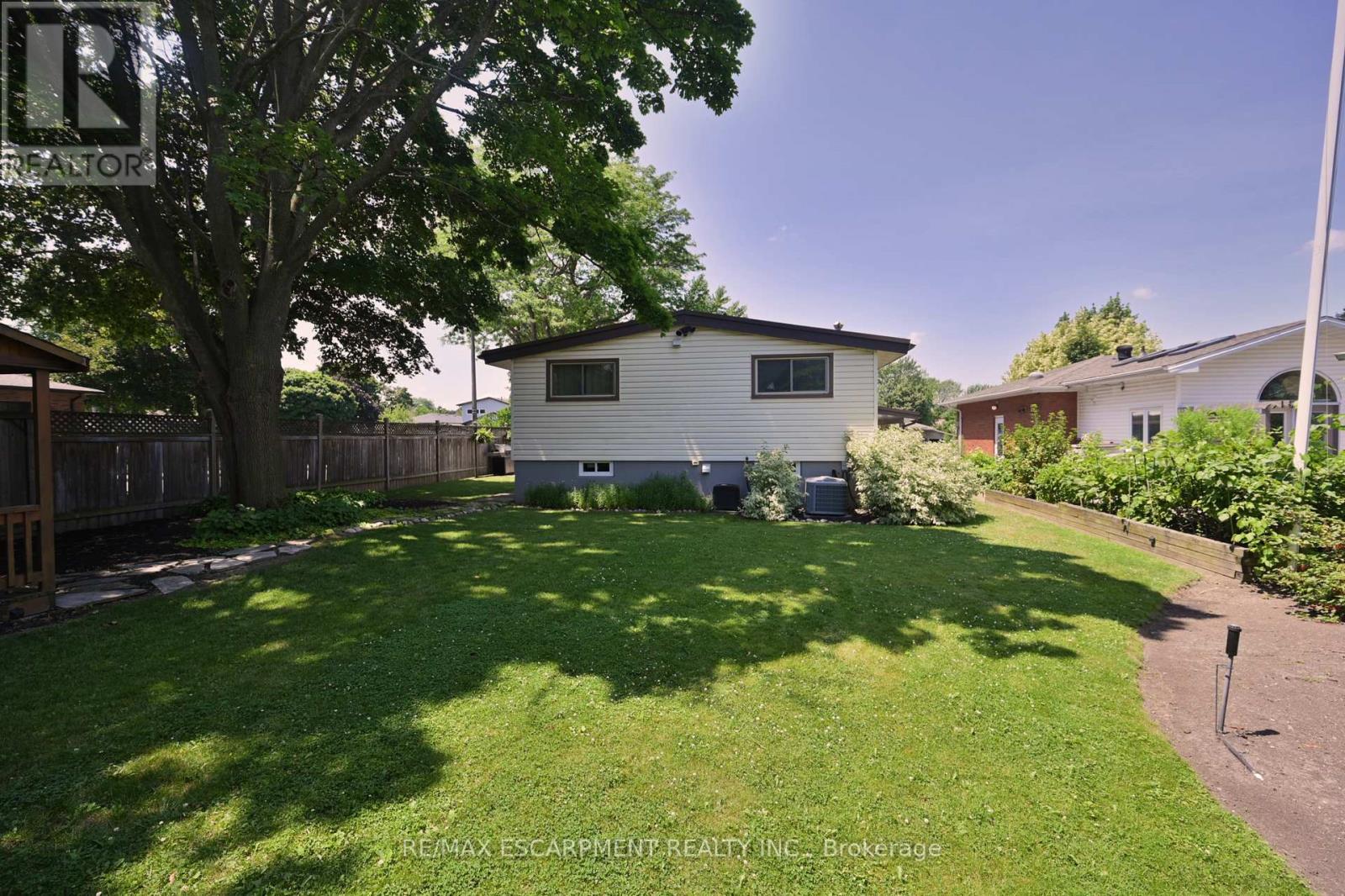 51 Elgar Avenue, Hamilton, Ontario  L9C 4E3 - Photo 36 - X12935940