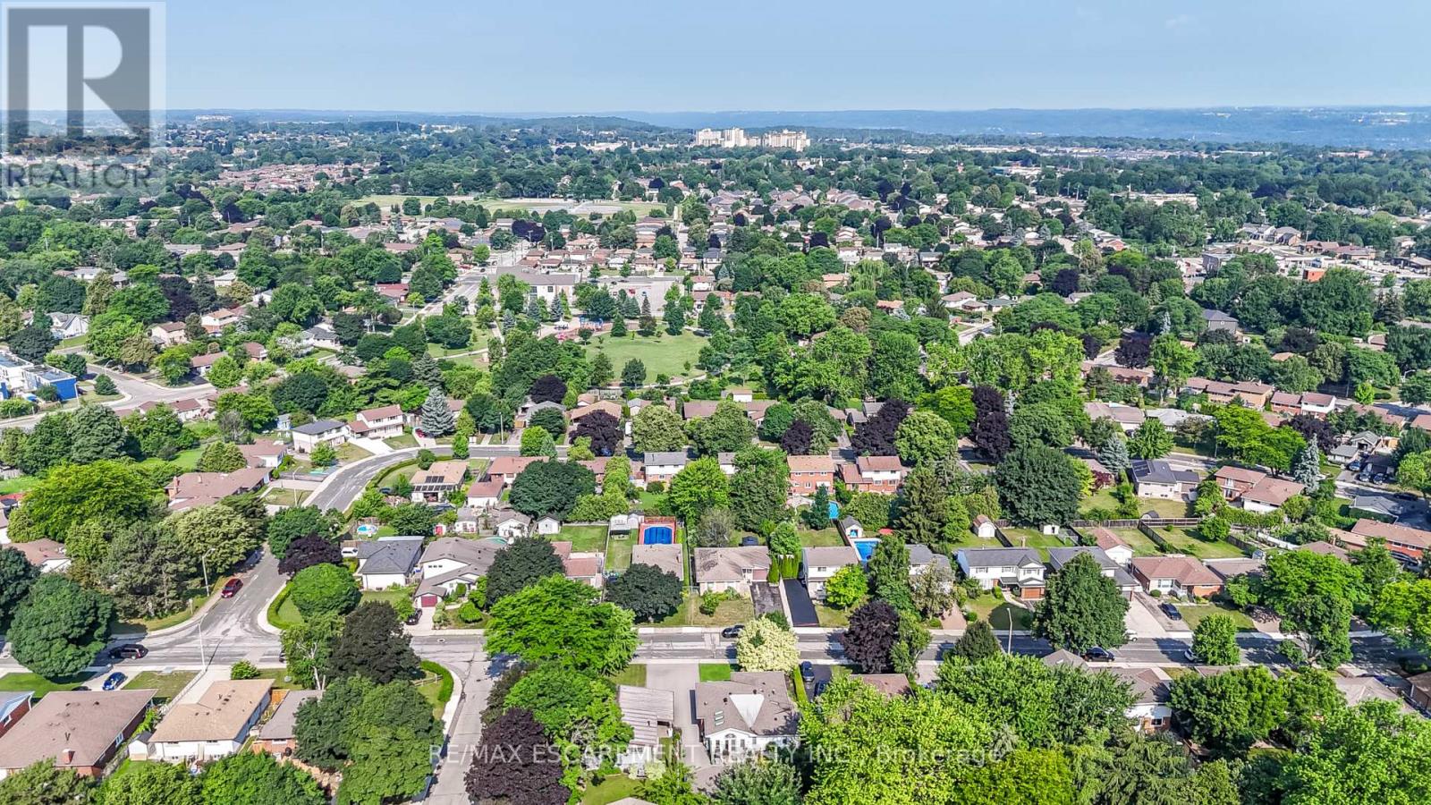 51 Elgar Avenue, Hamilton, Ontario  L9C 4E3 - Photo 49 - X12935940