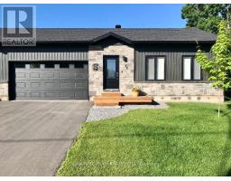 12 SIMPSON STREET, Whitewater Region, Ontario