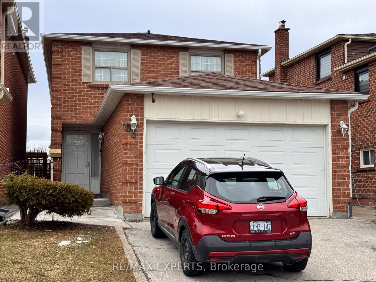 93 Tall Grass Trail, Vaughan, Ontario  L4L 3J3 - Photo 2 - N12935960