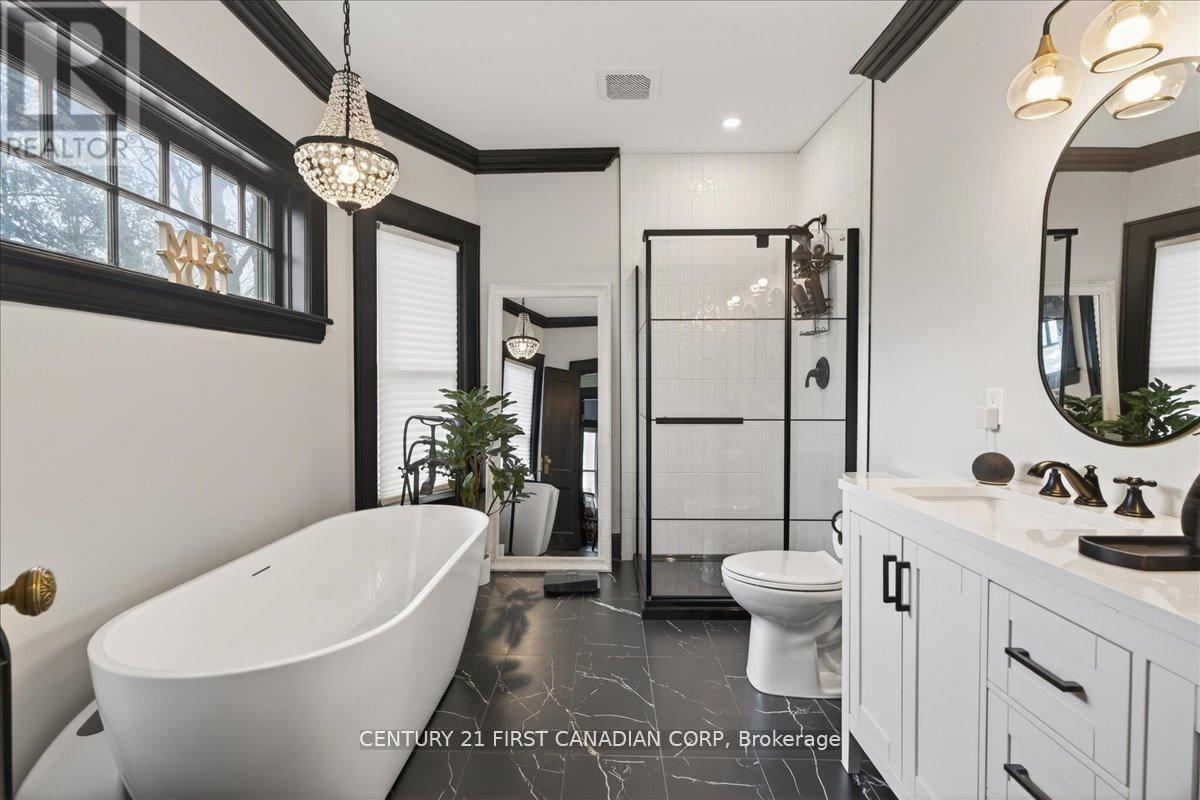 18 Colborne Street, Strathroy-Caradoc, Ontario  N7G 2L9 - Photo 27 - X12935588