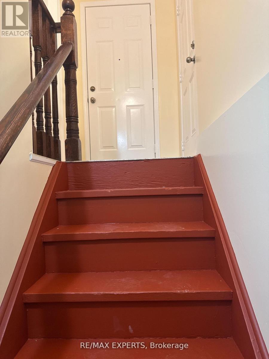 Bsmt - 5 Cadillac Crescent, Brampton, Ontario  L7A 3B3 - Photo 3 - W12786462