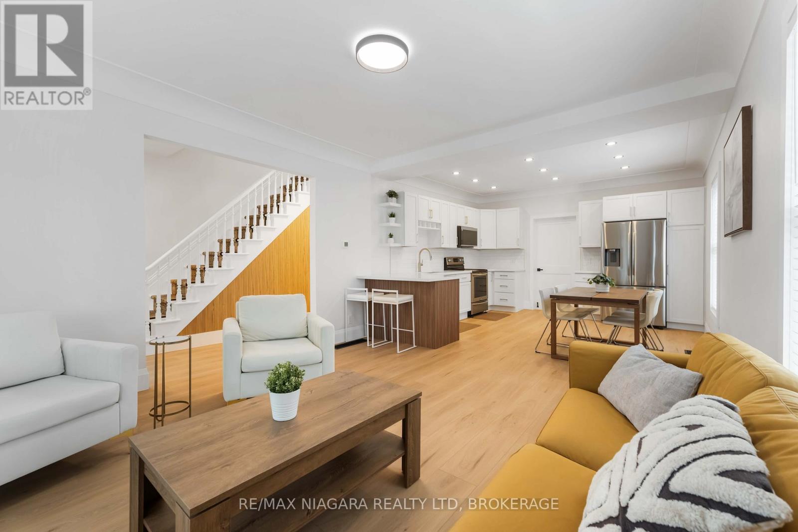 4367 ONTARIO STREET, Lincoln, Ontario