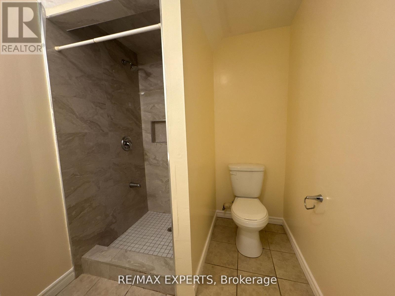 Bsmt - 5 Cadillac Crescent, Brampton, Ontario  L7A 3B3 - Photo 25 - W12786462